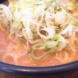 ウェイパーで豚骨風ラーメン